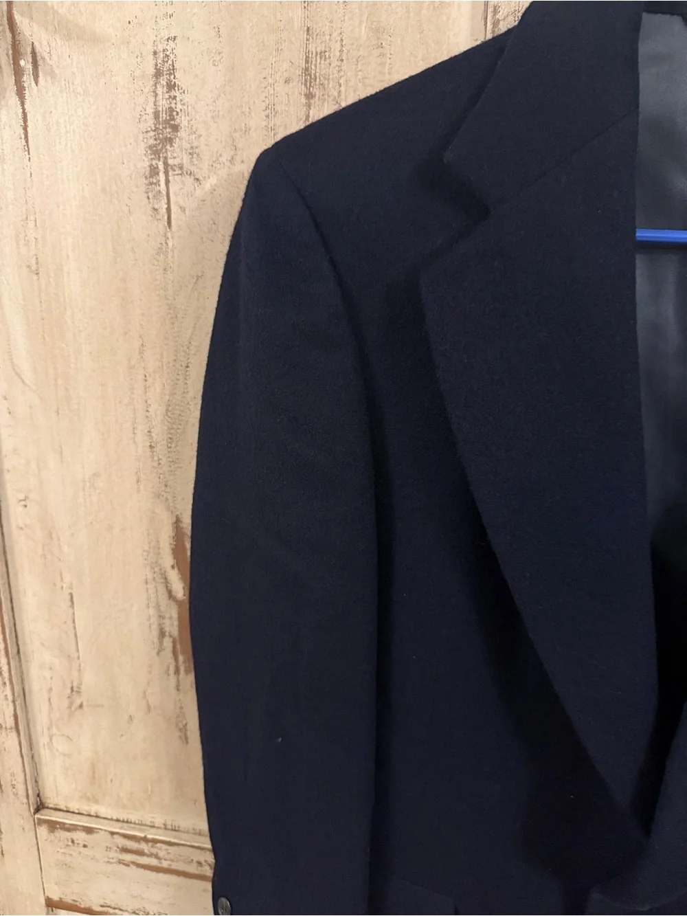 VTG Embassy Square 100% Camel hair timeless sports coat. Navy. Made in the USA